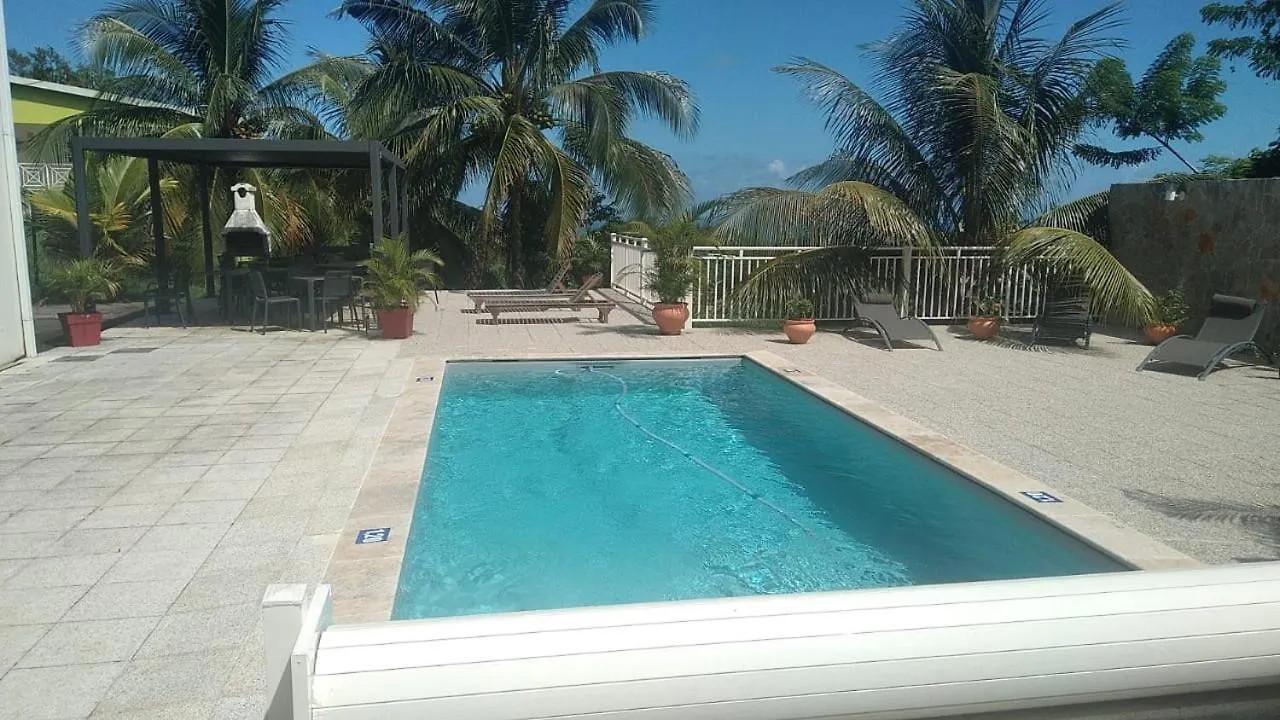 Superbe appartement pour 6 personnes à Trinité La Trinité 0*,  Martinica